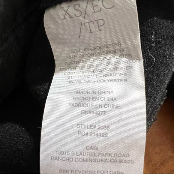 CAbi #3036 Cropped Panel Media Jacket Black Gray Sz XS - Picture 6 of 7